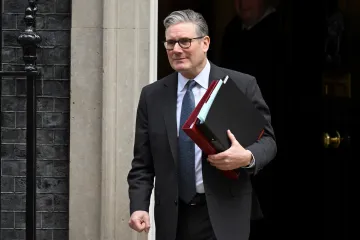 Starmer věděl o Mandelsonovi jako riziku, plyne z dokumentů