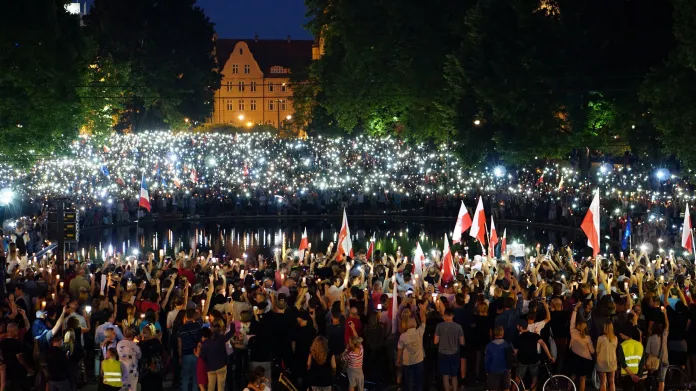 Polské protesty proti reformě nejvyššího soudu