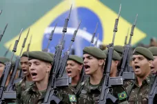 V Brazílii rezignovali na své posty čelní armádní představitelé