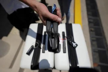 Pozor na poškození i čárové kódy. Expert radí, jak snížit riziko ztráty kufru