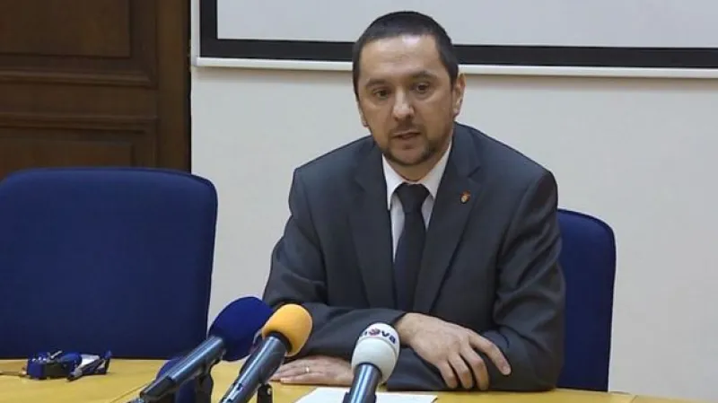 Brífink Juraje Thomy k odposlechu v jeho pracovně