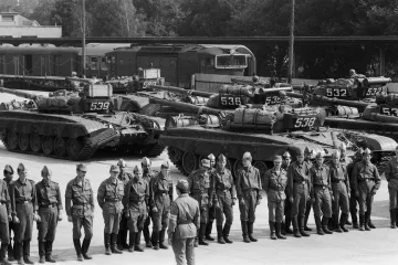 Kdyby se odsun sovětských vojáků zpozdil, možná by tu byli stále, říká Kocáb