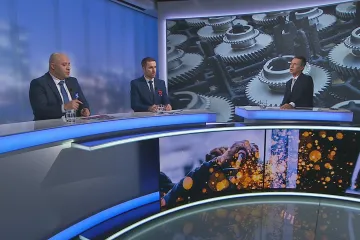 Můžou přijít i tvrdší protestní akce než stávka, prohlásil Ďurčo. Vláda není od toho, aby odborům vycházela vstříc, řekl Haas