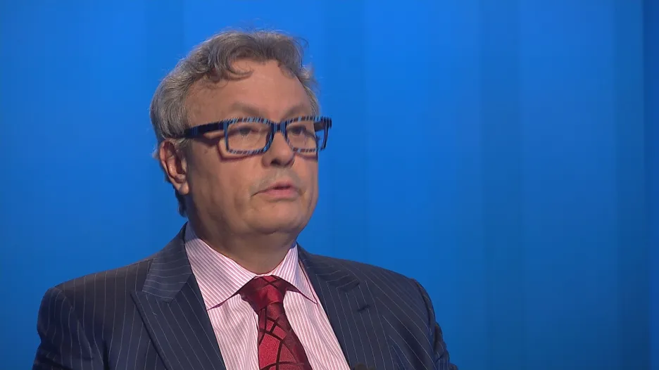 Dlouhý: Vysoké zvyšování minimální mzdy posledních let a aktuální opatření se obrátí proti chudým