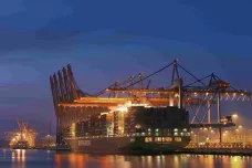 Německo umožní čínské firmě převzít podíl v hamburském přístavu. Bude ale méně než čtvrtinový
