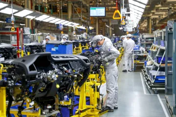 Čína opět snížila základní úrokovou sazbu. Bundesbanka čeká v Německu spíše pomalé oživení 