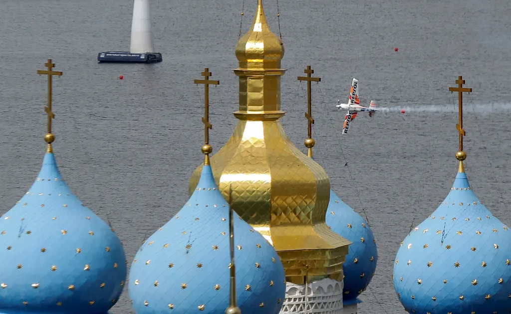 Během víkendu se v ruské Kazani sešli nejlepší akrobatičtí piloti světa.
