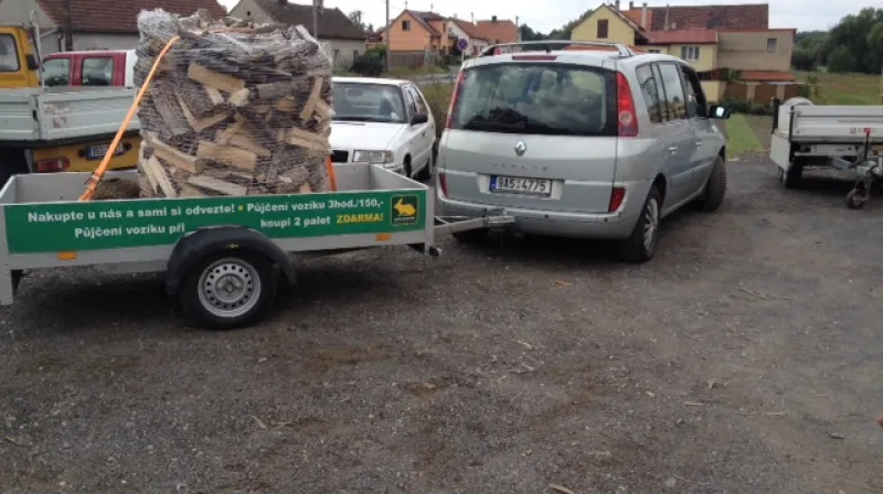 16. srpna jsem koupil dřevo na zimu