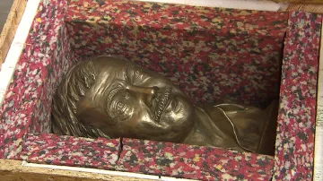 Bronzová busta Karla Kryla