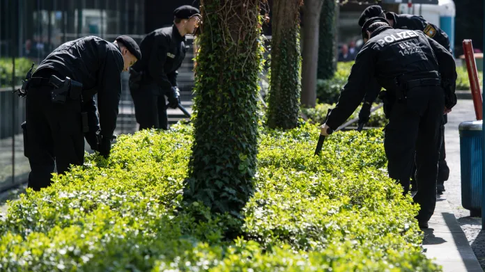 Mnichovská policie kontroluje křoví v okolí hotelu hráčů Realu Madrid