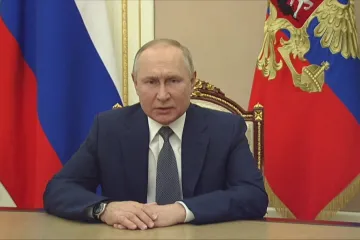Popularita Putina po zahájení války přesáhla u Rusů osmdesát procent. Dopad sankcí může situaci změnit