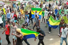 Armáda v Gabonu po volbách ohlásila, že se chopila moci