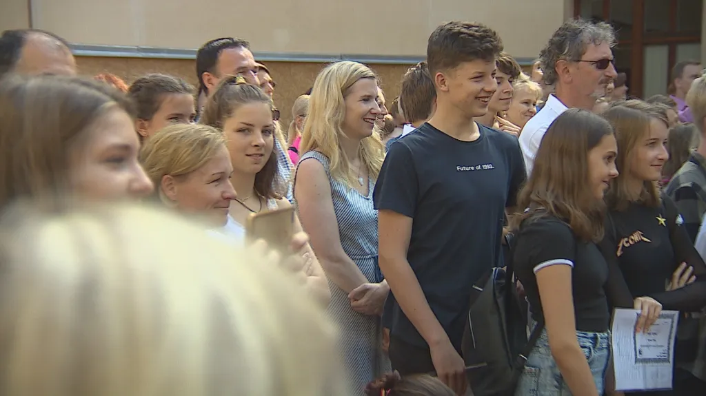 Exministryně Kateřina Valachová na předávání vysvědčení
