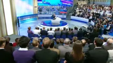 Vladimir Putin při debatě s občany