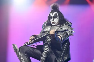 Hudební byznys obhlíží svou budoucnost. ABBA už má abbatary a digitální dvojníci nahradí i Kiss