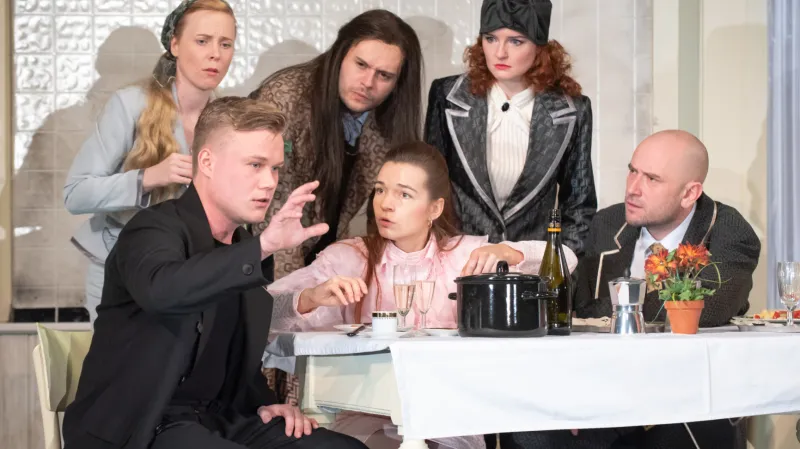 Každý má svou pravdu (Divadlo J. K. Tyla)