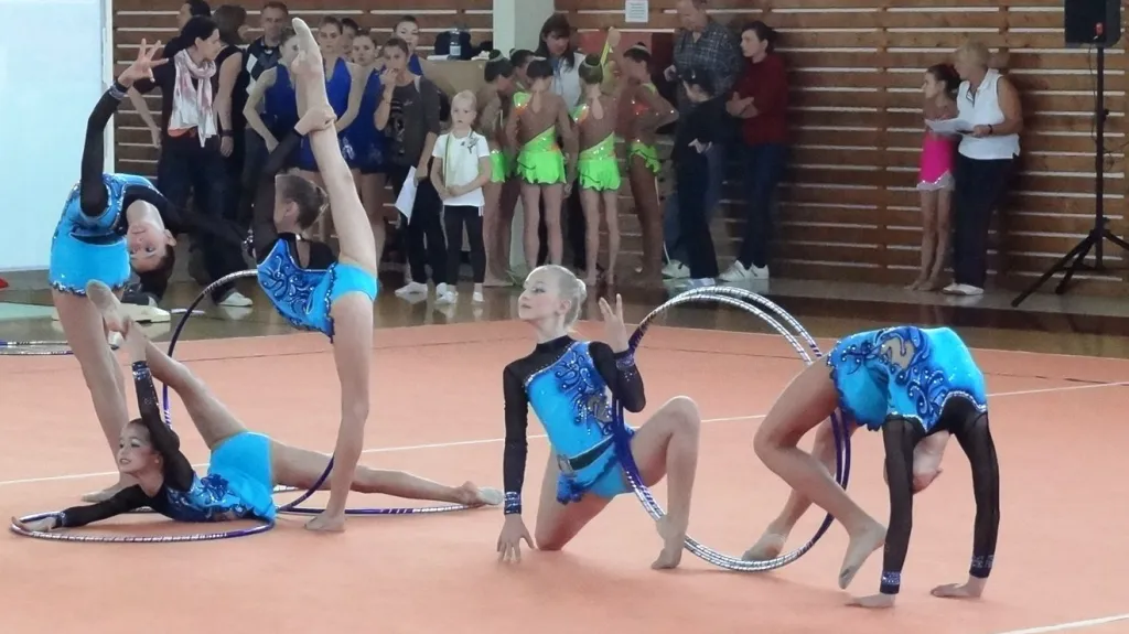 Obruče byly nejoblíbenějším náčiním závodu