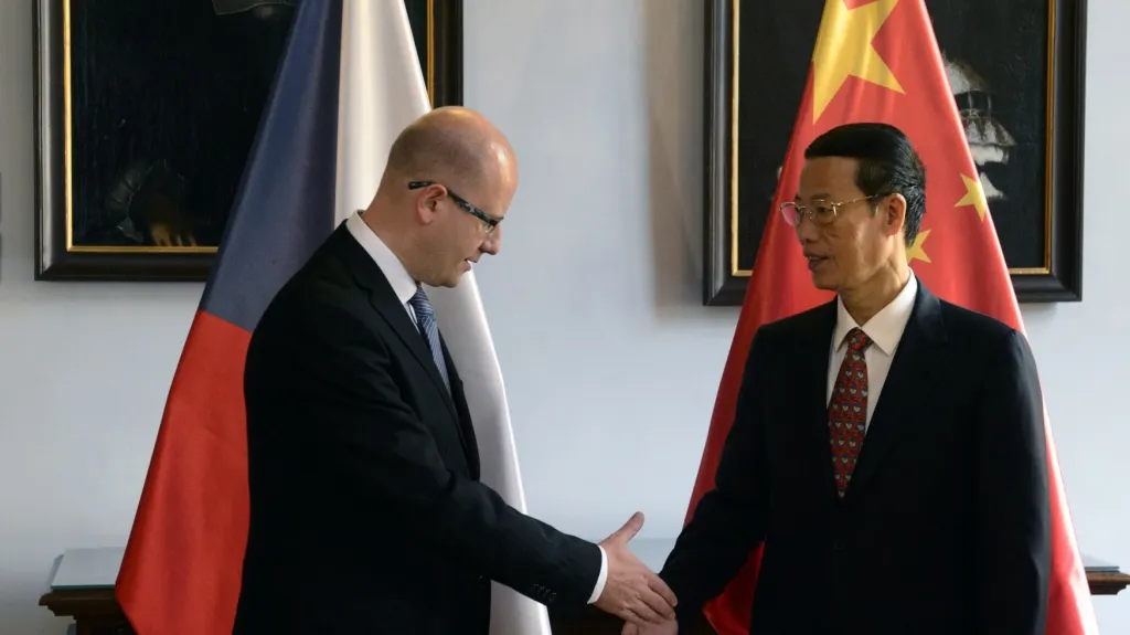 Vicepremiér Čang Kao-li s českým premiérem Bohuslavem Sobotkou