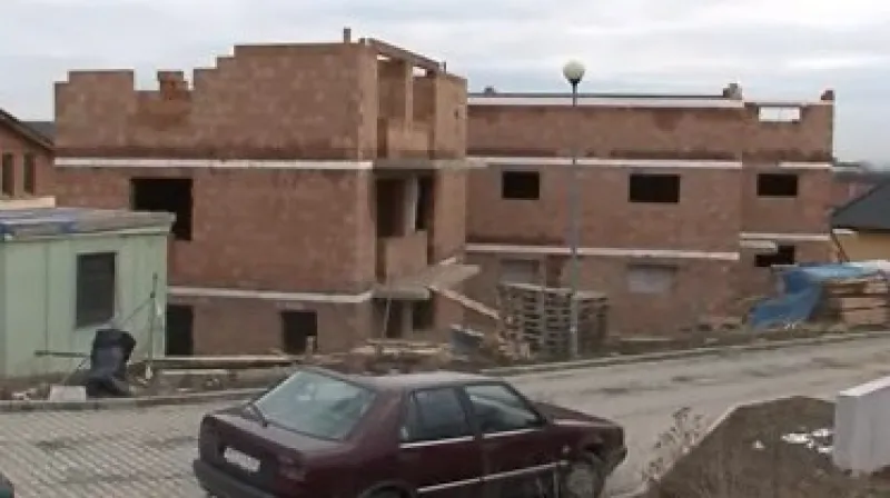 Nepovolená stavba v Ostopovicích