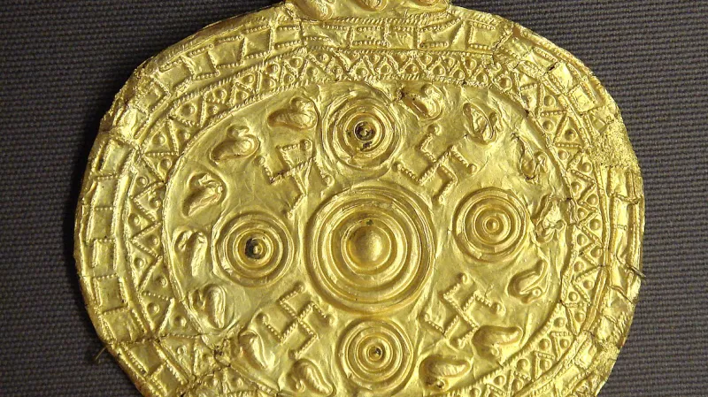 Etruský přívěšek z doby 7. století před naším letopočtem