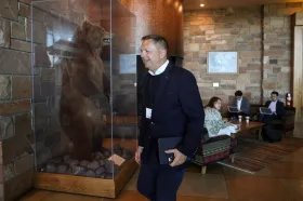 Šéf slovenské národní banky dostal pokutu za podplácení