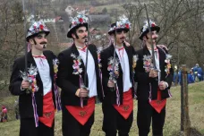 Mečové tance z okolí Uherského Brodu přibyly na seznam statků lidové kultury