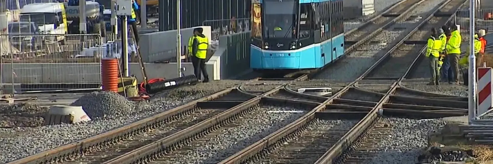 Přes Frýdlantské mosty v Ostravě opět jezdí tramvaje