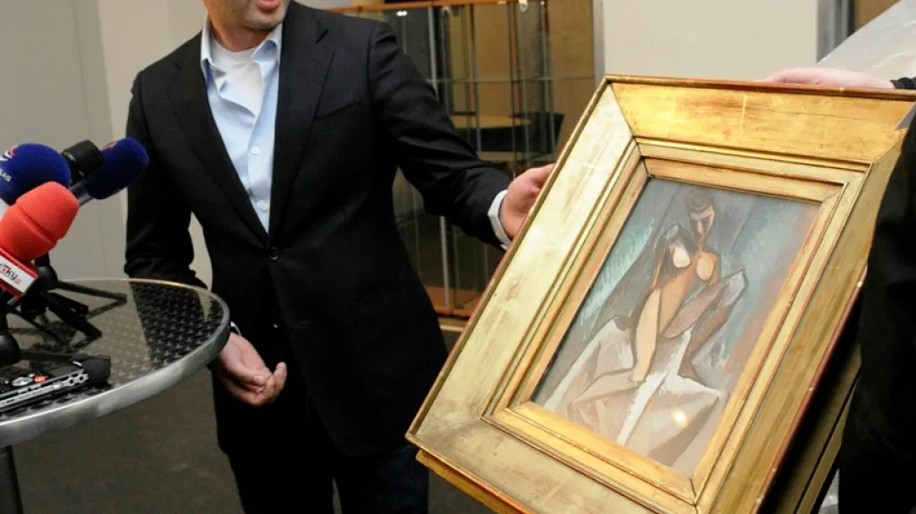 Jan Třeštík s obrazem od Pabla Picassa