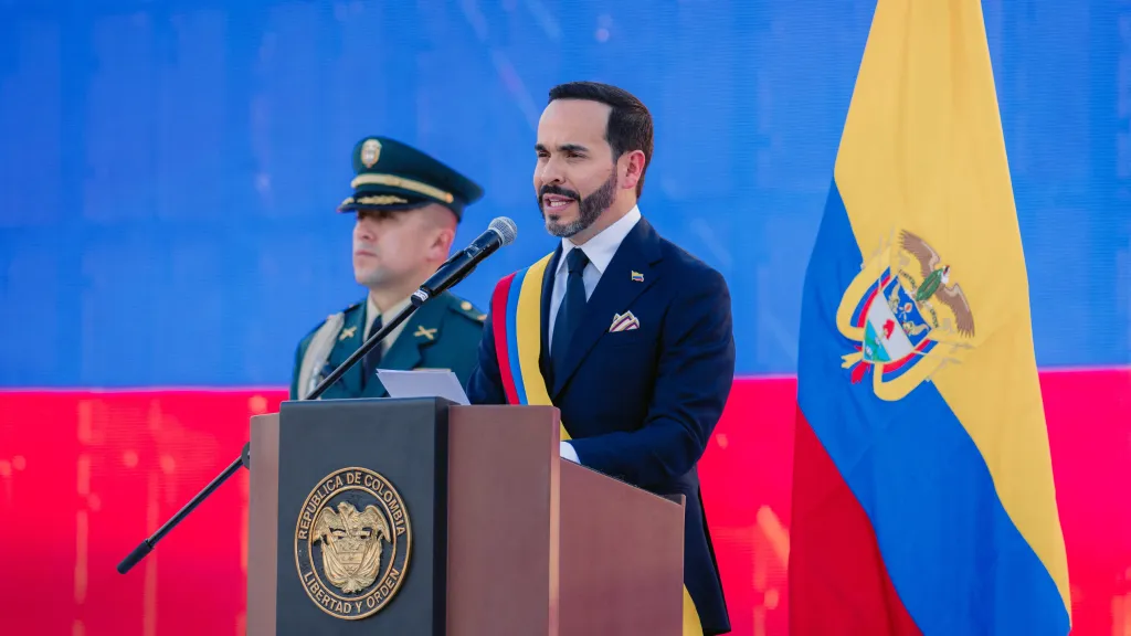 Abelardo de la Espriella pronáší svůj první projev jako nový prezident Kolumbie (7. srpna 2026)