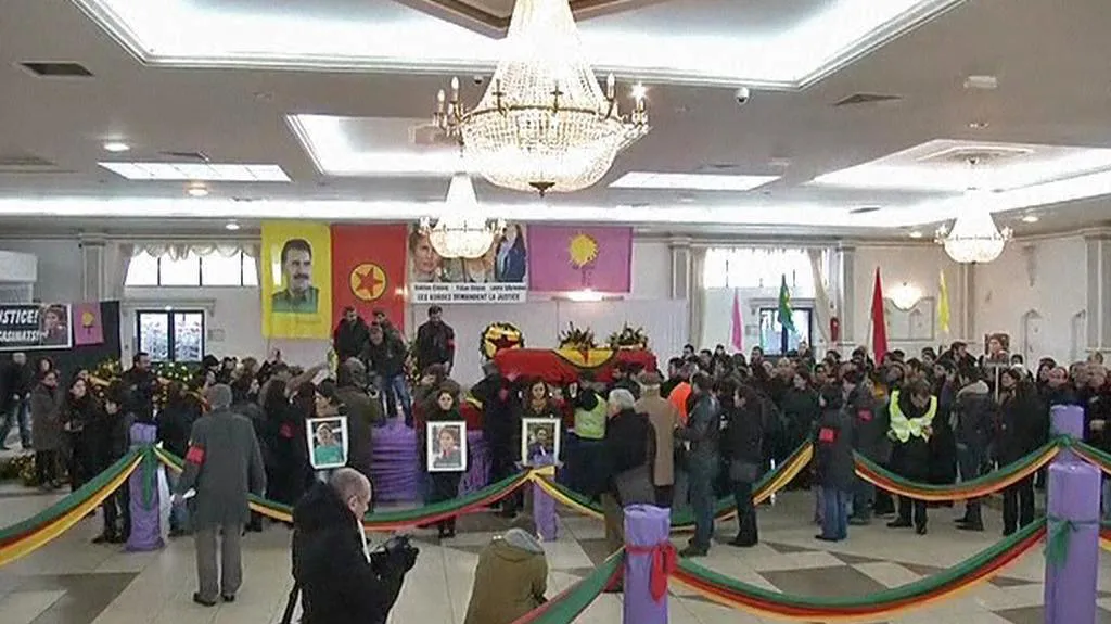Pohřeb zavražděných kurdských aktivistek