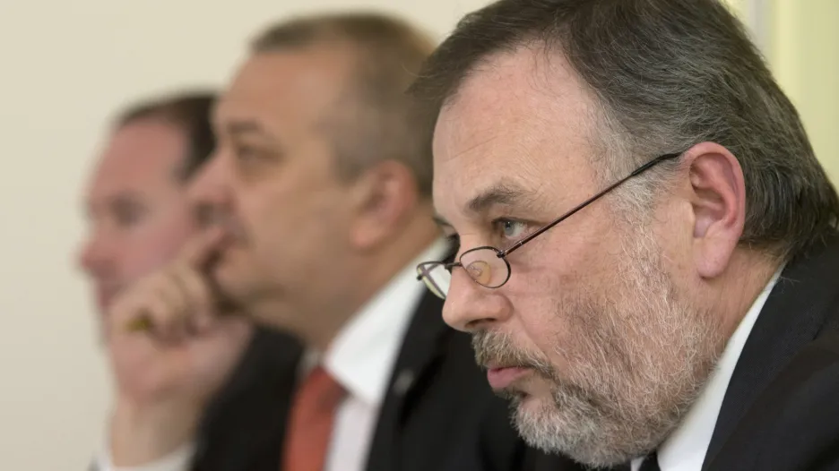 Zprava ředitel GIBS Ivan Bílek, jeho první náměstek Dušan Brunclík a ved. oddělení metodiky a prevence Jan Melša