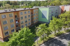Nájemné v obecních bytech roste, přesto se o ty volné hlásí i dvacet zájemců