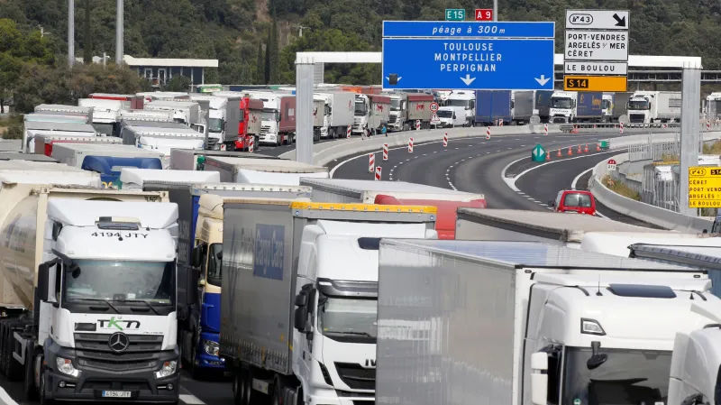 Stávka a pochody zablokovaly několik důležitých silnic v Katalánsku
