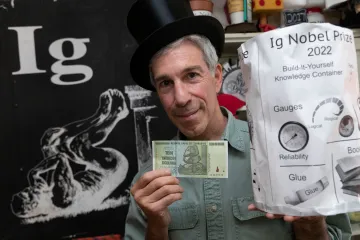 Ig Nobelovy ceny získali štíři trpící zácpou. Ocenění za bizarní výzkum dostala i Češka