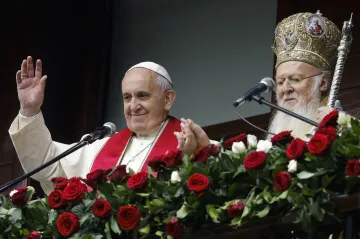 Ukončit násilí může jen konstruktivní dialog, tvrdí papež a patriarcha