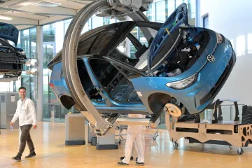 Volkswagen po 24 letech uzavřel svou továrnu v Drážďanech