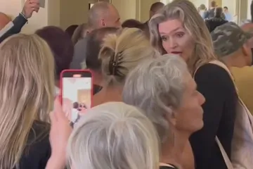 Výrok Peterkové o otravě ve vinohradské nemocnici byl nelogický a zmatený, napsal žalobce a případ odložil