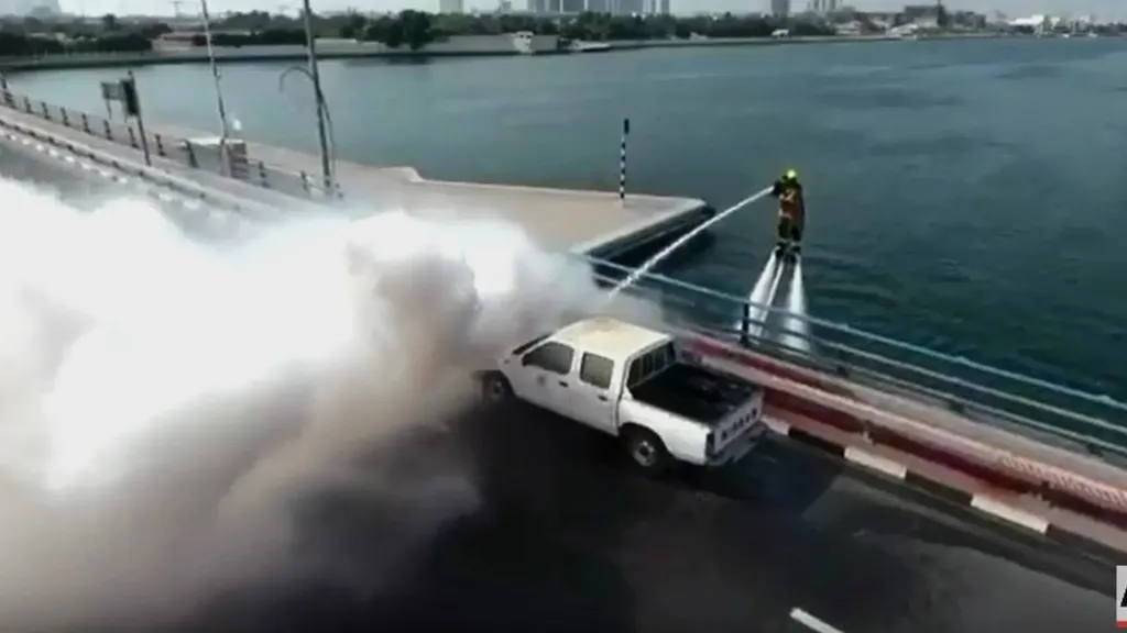 Dubajští hasiči v akci