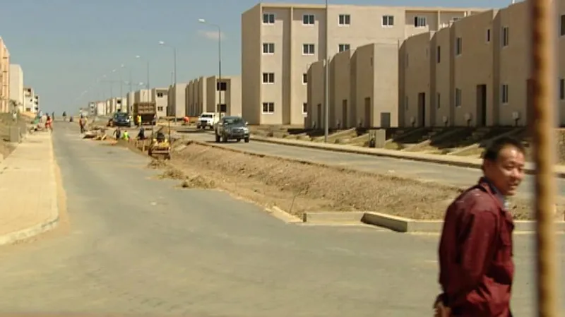 Čína v Angole podniká i ve stavebnictví