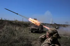 Ukrajinci postupují ruskou obranou u Verbove. Poslední linii však zatím neprolomili, tvrdí analytici