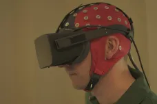 Díky virtuální realitě vědci vidí do hlav policistů, když jde o život