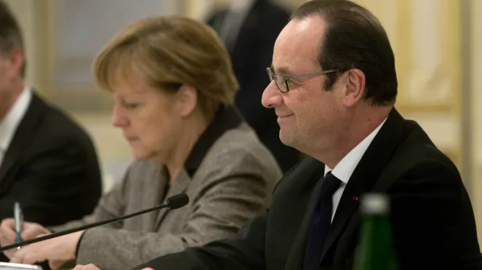 Merkelová a Hollande v Kyjevě
