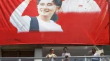 Vítězem barmských voleb je strana opoziční političky Su Ťij