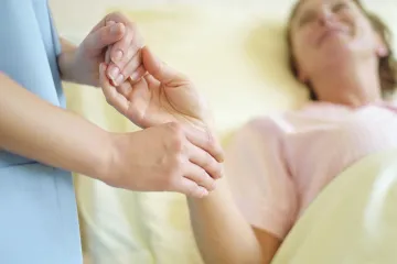 Portugalsko udělalo první krok k povolení eutanazie a asistované sebevraždy