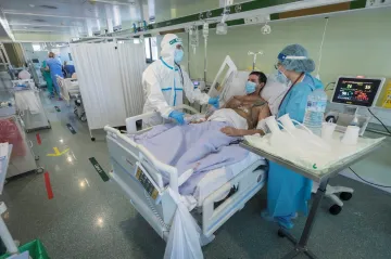 Běžný lék na astma snižuje riziko hospitalizace s covidem o 90 procent, naznačuje výzkum