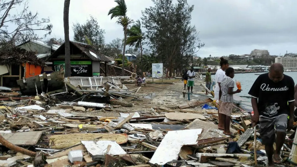 Následky tropické bouře Pam na souostroví Vanuatu