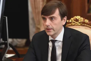 V Česku žijí rodiče ruského ministra školství. Majetky, které nakoupili v 90. letech, prověřují české úřady