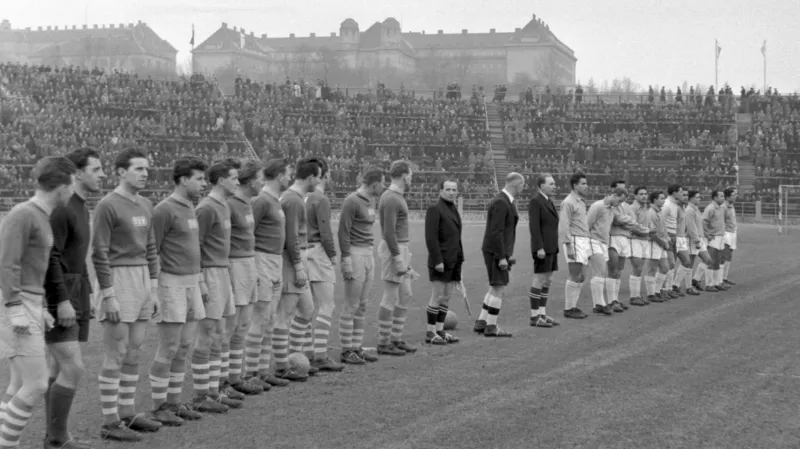 Stadion Za Lužánkami v roce 1956