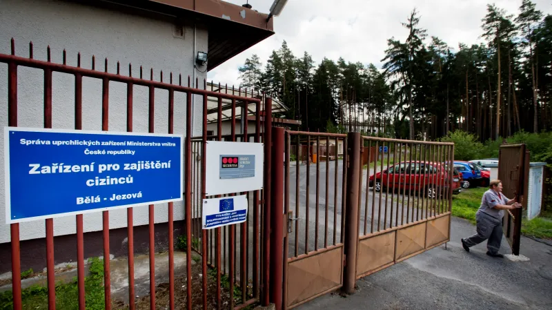 Zařízení pro zajištění cizinců v Bělé