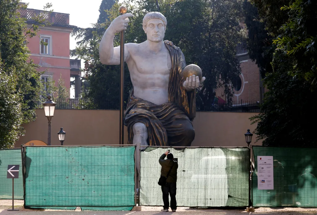 Repliku sochy římského císaře Konstantina se podařilo vytvořit pomocí 3D tisku